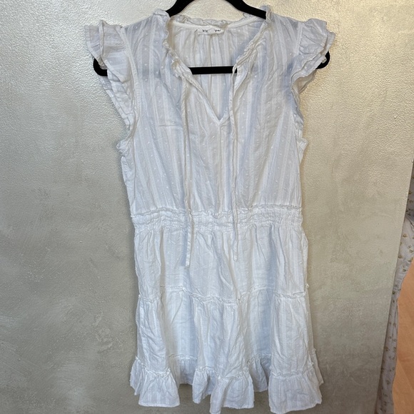 Blu Pepper Dresses & Skirts - Blu Pepper Ruffle Sleeve Mini Dress sz large